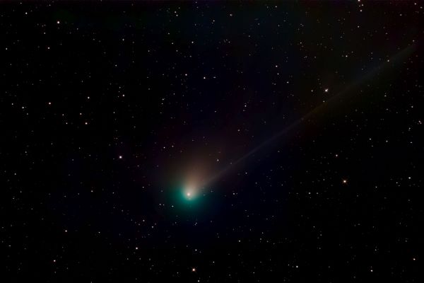 cometa-e3-final-20EADA447-CC54-9E3E-13A9-1F9EA07BB8EF.jpg