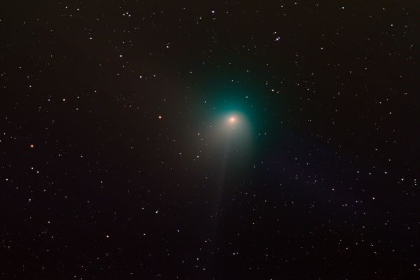 cometa1BA1F843E-F4AD-9FE2-3696-1DD9CAC56ECD.jpg